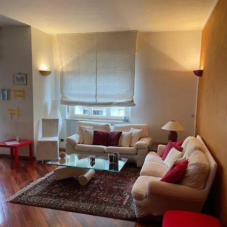 Zen Located In Pre Hill Apartment Turin