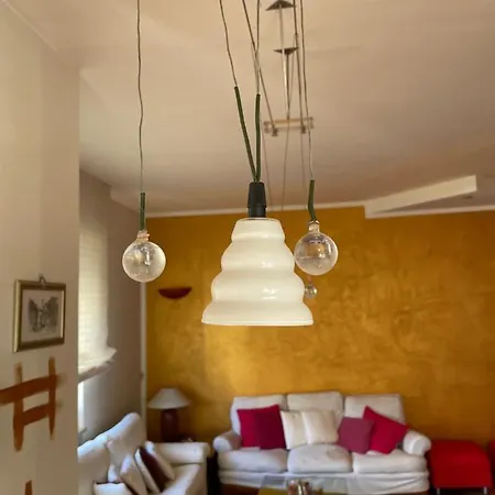 Zen Located In Pre Hill Apartment Turin